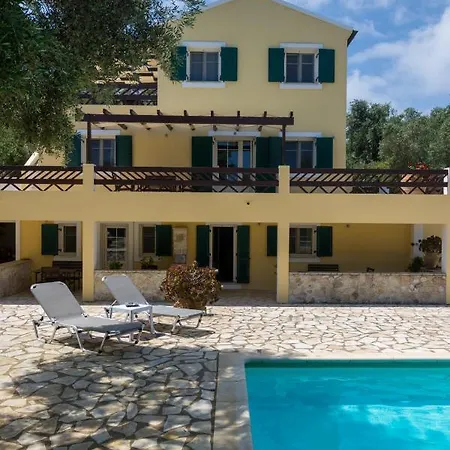 Elaia & No.3 Apartment Gaios