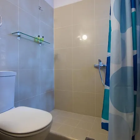 Elaia & No.3 Apartment