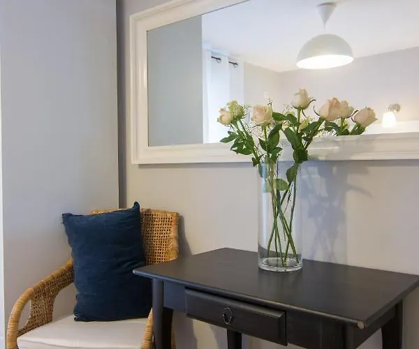 Appartement Elaia & No.3 *